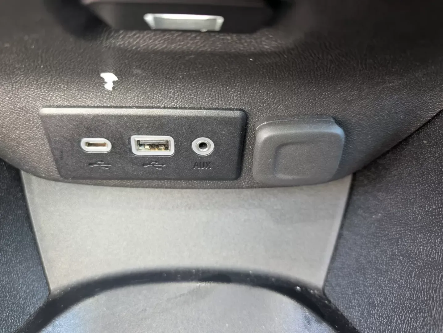 2021 /Jet Black Chevrolet Malibu LS (1G1ZC5ST7MF) with an Other engine, located at 3959 U.S. 80 W, Phenix City, AL, 36870, (334) 297-4885, 32.469296, -85.135185 - **Discover the Perfect Blend of Style and Reliability: 2021 Chevrolet Malibu LS at Gils Auto in Phenix City, AL**<br /> <br /> Are you searching for a reliable sedan that fits seamlessly into your busy lifestyle? Whether you're commuting to work, running errands around Phenix City, or enjoying weeke - Photo#14