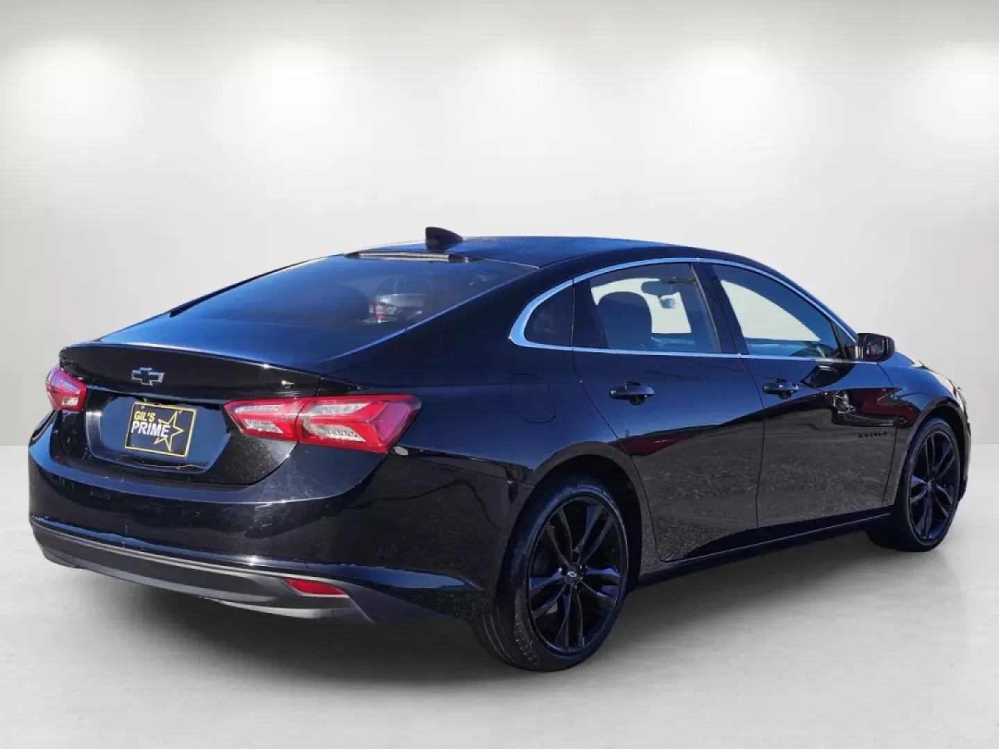 2021 /Jet Black Chevrolet Malibu LT (1G1ZD5ST3MF) with an Other engine, located at 7000 Northlake Connector, Columbus, GA, 31904, (706) 987-8085, 32.524975, -84.978134 - Are you in search of a vehicle that seamlessly blends style, comfort, and performance for your daily commute or weekend escapades? Look no further than this stunning 2021 Chevrolet Malibu LT, available now at Gils Auto-your trusted Buy Here Pay Here dealership in Phenix City, AL. Located convenientl - Photo#4