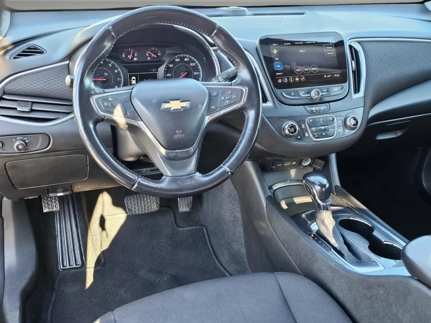 2021 /Jet Black Chevrolet Malibu LT (1G1ZD5ST3MF) with an Other engine, located at 7000 Northlake Connector, Columbus, GA, 31904, (706) 987-8085, 32.524975, -84.978134 - Are you in search of a vehicle that seamlessly blends style, comfort, and performance for your daily commute or weekend escapades? Look no further than this stunning 2021 Chevrolet Malibu LT, available now at Gils Auto-your trusted Buy Here Pay Here dealership in Phenix City, AL. Located convenientl - Photo#15