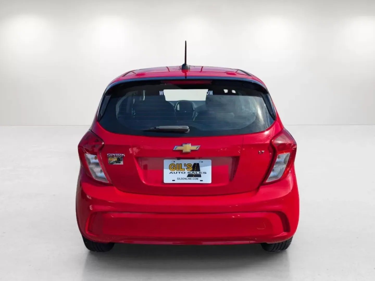 2021 /Jet Black/Dark Anderson Silver Metallic Chevrolet Spark 1LT (KL8CD6SA1MC) with an Other engine, located at 3959 U.S. 80 W, Phenix City, AL, 36870, (334) 297-4885, 32.469296, -85.135185 - Are you ready to rev up your daily commute or tackle weekend adventures without breaking the bank? Meet the 2021 Chevrolet Spark 1LT, a compact and capable hatchback that's perfect for budget-conscious buyers and growing families alike. At Gils Auto in Phenix City, AL, we specialize in helping you s - Photo#5