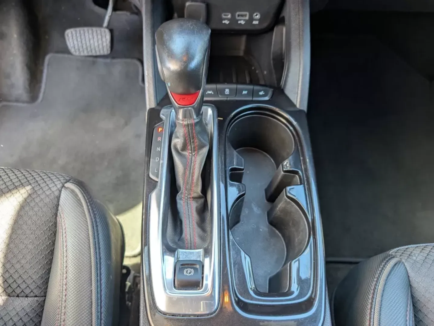 2021 /Jet Black with Red accents Chevrolet Trailblazer RS (KL79MTSL5MB) with an Other engine, located at 5115 14th Ave., Columbus, GA, 31904, (706) 323-0345, 32.511494, -84.971046 - **Explore Your Next Adventure with the 2021 Chevrolet Trailblazer RS at Gils Auto Phenix City!**<br /> <br /> Are you ready to elevate your family's road trips or daily commute? The 2021 Chevrolet Trailblazer RS is the perfect blend of versatility, style, and technology, making it an ideal companio - Photo#12