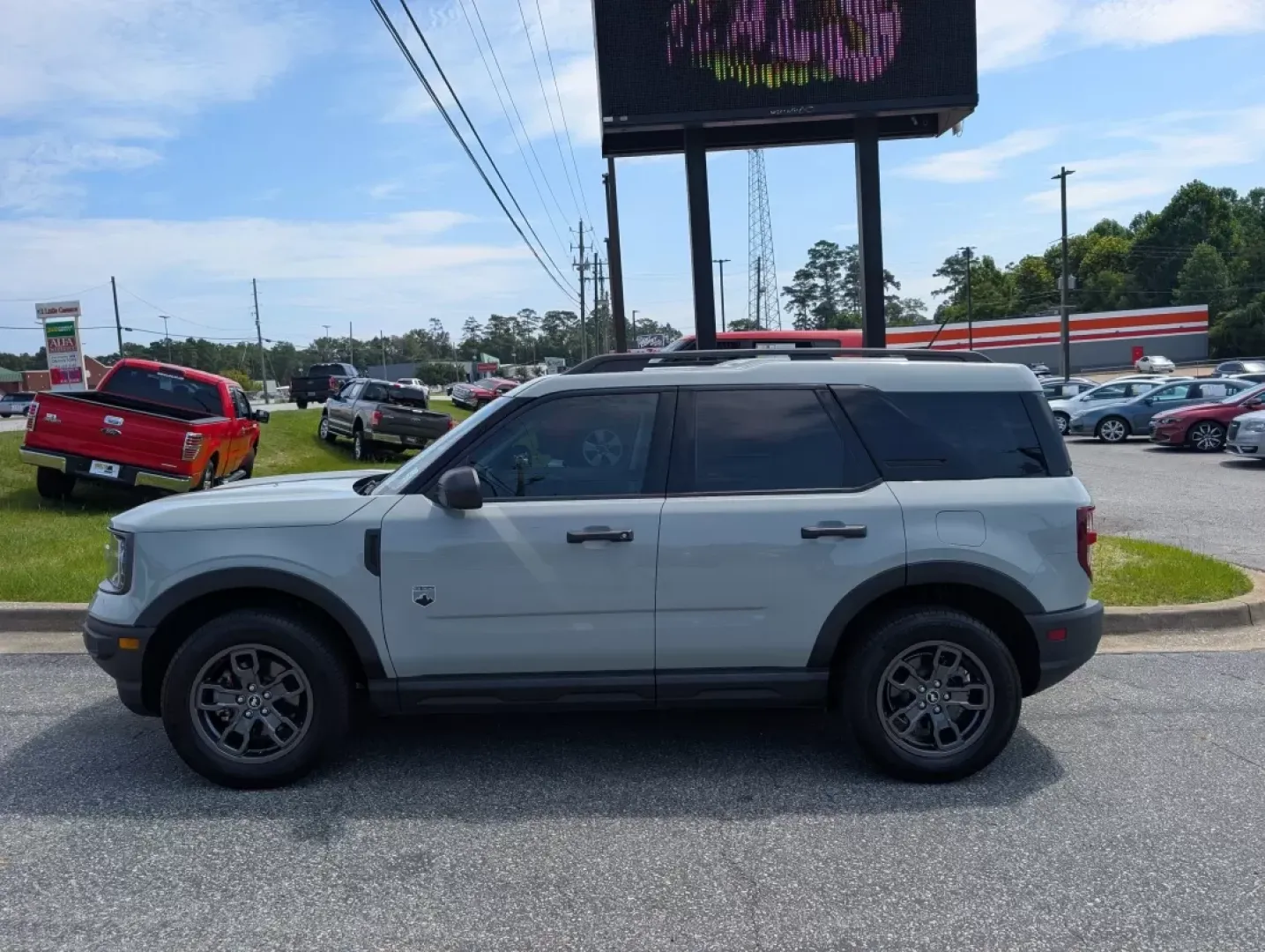 2021 Ford Bronco Sport Big Bend (3FMCR9B6XMR) with an Other engine, located at 3959 U.S. 80 W, Phenix City, AL, 36870, (334) 297-4885, 32.469296, -85.135185 - **Conquer the Road with the 2021 Ford Bronco Sport Big Bend at Gils Auto - Phenix City!** <br /> <br /> Are you ready to elevate your driving experience? Whether you're a growing family seeking adventure, a daily commuter navigating city life, or a weekend warrior craving off-road excitement, the 20 - Photo#7