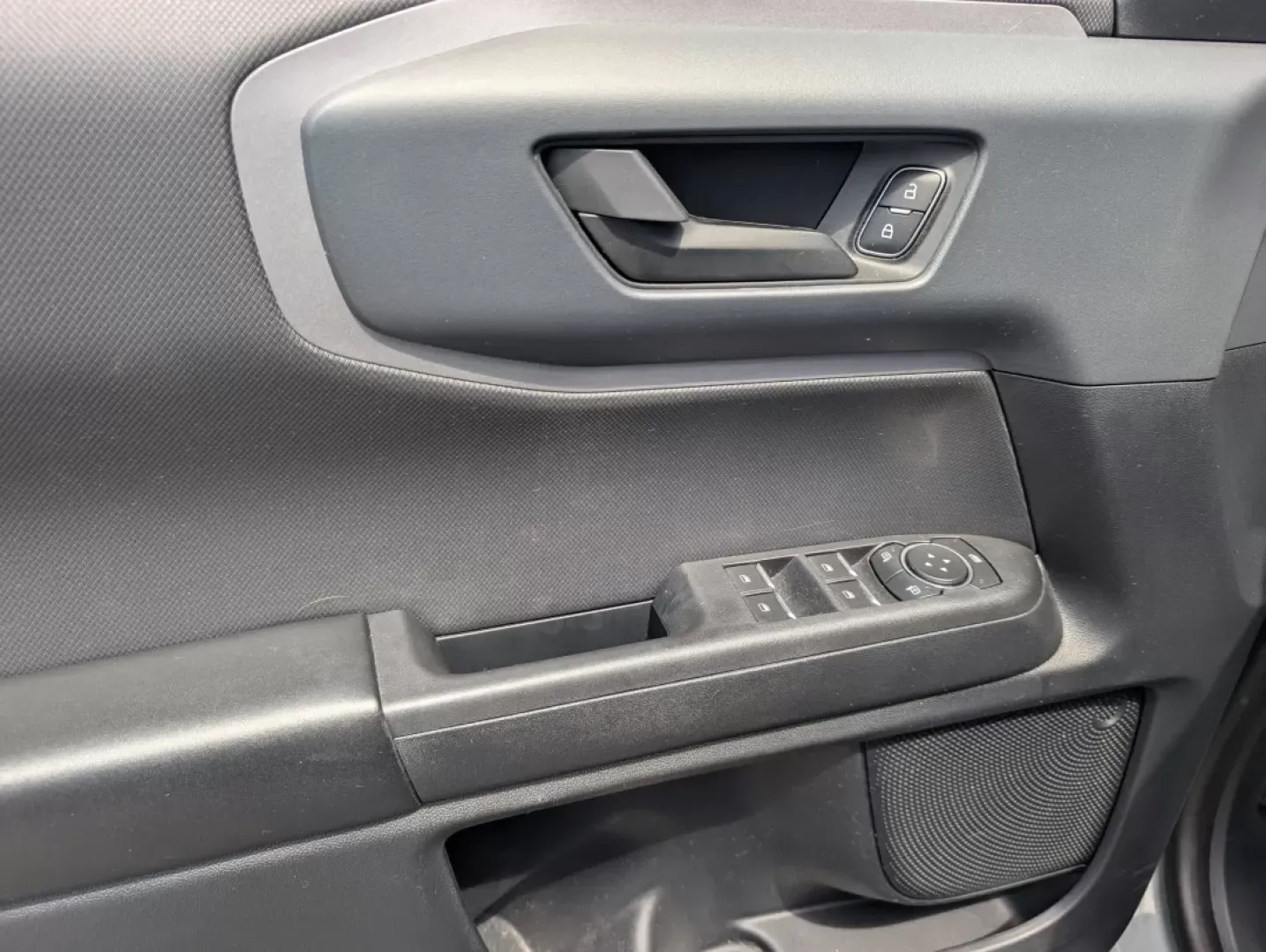 2021 Ford Bronco Sport Big Bend (3FMCR9B6XMR) with an Other engine, located at 3959 U.S. 80 W, Phenix City, AL, 36870, (334) 297-4885, 32.469296, -85.135185 - **Conquer the Road with the 2021 Ford Bronco Sport Big Bend at Gils Auto - Phenix City!** <br /> <br /> Are you ready to elevate your driving experience? Whether you're a growing family seeking adventure, a daily commuter navigating city life, or a weekend warrior craving off-road excitement, the 20 - Photo#8