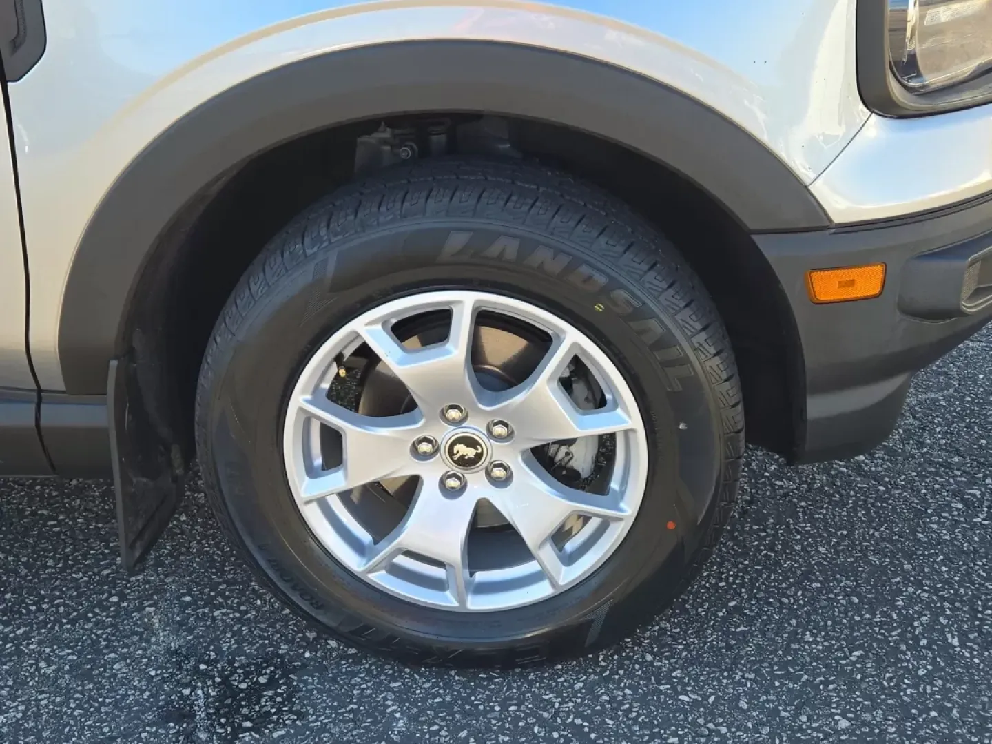 2021 Ford Bronco Sport Base (3FMCR9A63MR) with an Other engine, located at 3959 U.S. 80 W, Phenix City, AL, 36870, (334) 297-4885, 32.469296, -85.135185 - **Upgrade Your Adventures with the 2021 Ford Bronco Sport at Gils Auto Phenix City, AL!**<br /> <br /> If you're ready to embrace your adventurous spirit, the 2021 Ford Bronco Sport is the perfect match for your active lifestyle. Whether you're planning weekend camping trips, daily commutes, or fam - Photo#2