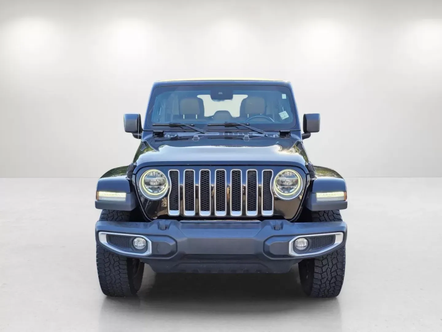 2021 /Dark Saddle/Black Jeep Wrangler Unlimited Sahara (1C4HJXENXMW) with an Other engine, located at 5115 14th Ave., Columbus, GA, 31904, (706) 323-0345, 32.511494, -84.971046 - **2021 Jeep Wrangler Unlimited Sahara: The Ultimate Adventure Companion!**<br /> <br /> Are you ready to elevate your lifestyle and embrace the thrill of the open road? The 2021 Jeep Wrangler Unlimited Sahara is here to take you on unforgettable adventures, whether you're conquering rugged terrains, - Photo#2