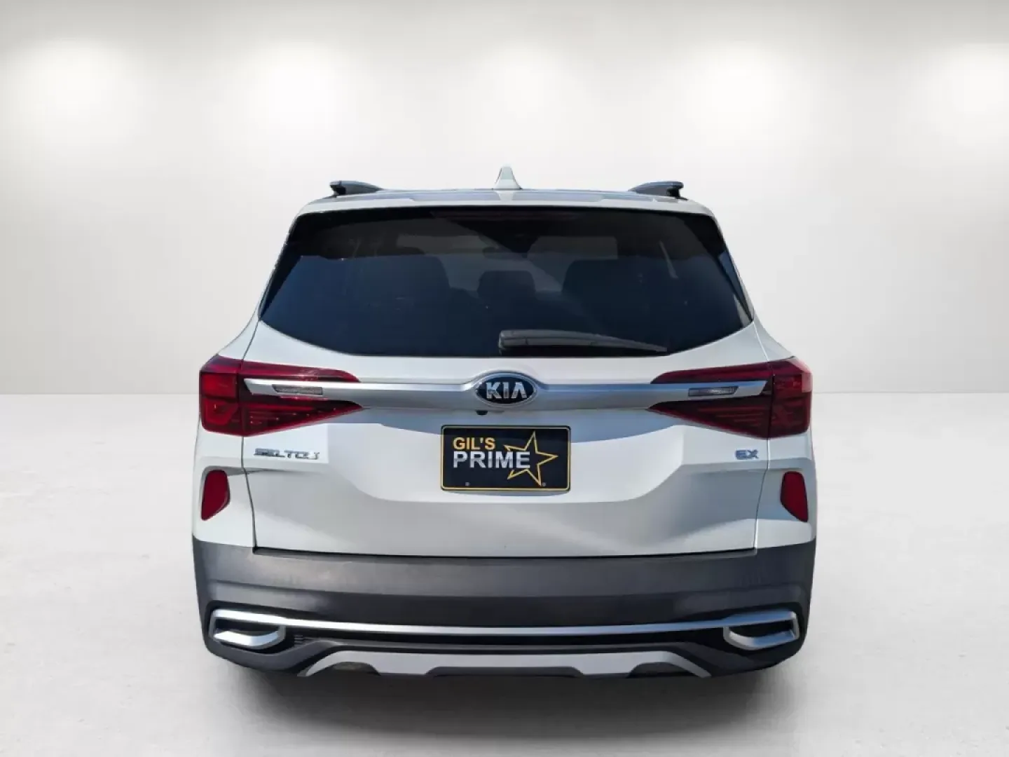 2021 /Black Kia Seltos EX (KNDERCAAXM7) with an Other engine, located at 1430 Gateway Drive, Opelika, AL, 36801, (334) 239-0944, 32.637871, -85.409790 - **Adventure Awaits with the 2021 Kia Seltos EX! Your Family-Friendly SUV Awaits!**<br /> <br /> Are you ready to elevate your driving experience? Whether you're navigating the bustling streets of Phenix City or embarking on weekend getaways, the 2021 Kia Seltos EX is the ideal SUV for those who crav - Photo#5
