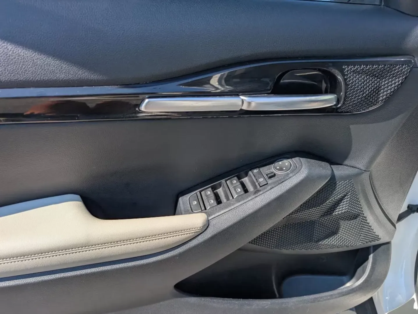 2021 /Black Kia Seltos EX (KNDERCAAXM7) with an Other engine, located at 1430 Gateway Drive, Opelika, AL, 36801, (334) 239-0944, 32.637871, -85.409790 - **Adventure Awaits with the 2021 Kia Seltos EX! Your Family-Friendly SUV Awaits!**<br /> <br /> Are you ready to elevate your driving experience? Whether you're navigating the bustling streets of Phenix City or embarking on weekend getaways, the 2021 Kia Seltos EX is the ideal SUV for those who crav - Photo#8