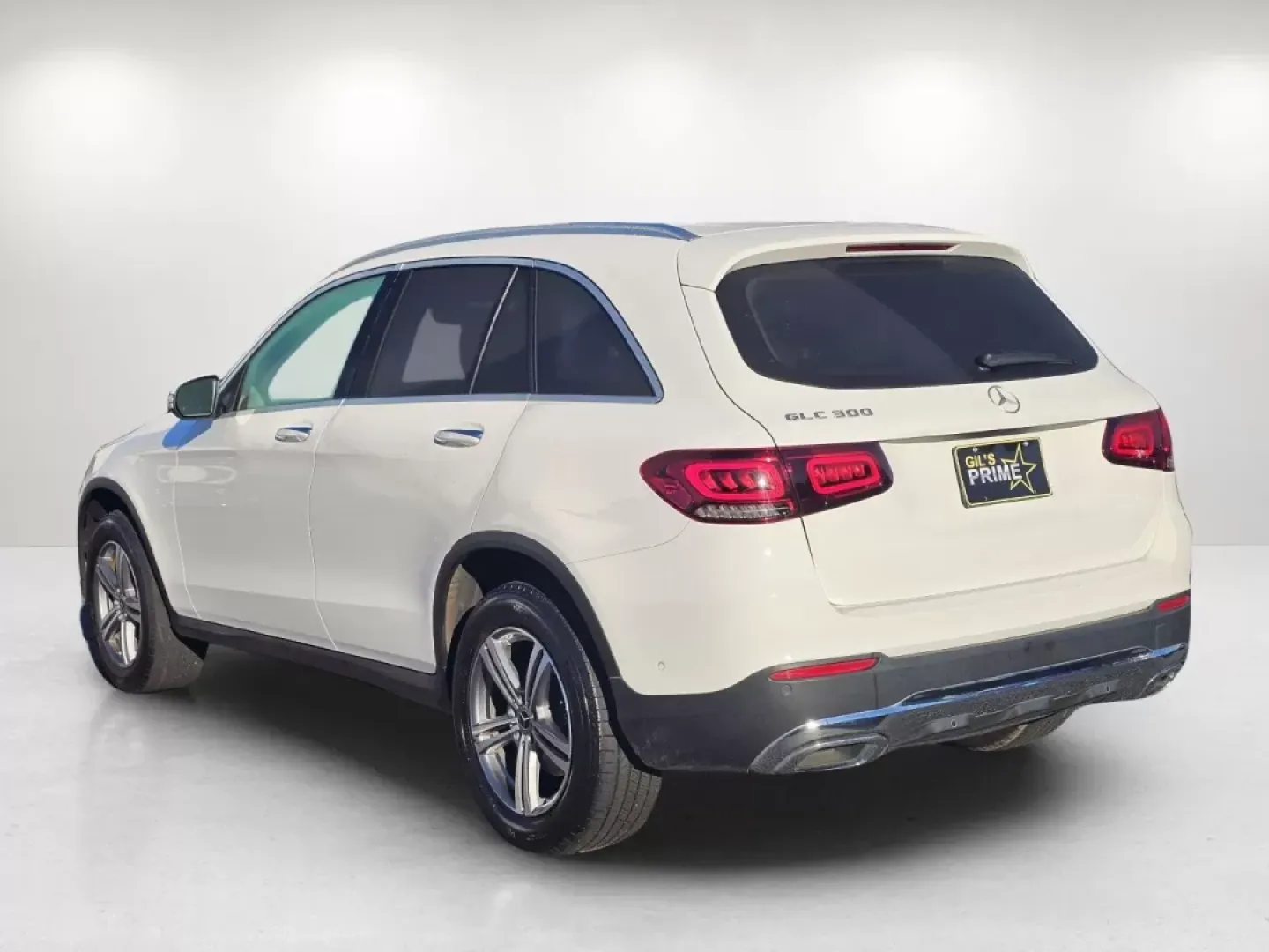 2021 Mercedes-Benz GLC GLC 300 (W1N0G8DB9MV) with an Other engine, located at 521 Old Farm Lane Rd, Prattville, AL, 36066, (334) 325-1505, 32.482460, -86.416367 - ### Adventure Awaits with the 2021 Mercedes-Benz GLC 300 at Gils Auto!<br /> <br /> Are you ready to elevate your driving experience? Whether you're navigating the bustling streets of Phenix City, AL, commuting to work, or taking weekend road trips with family and friends, the 2021 Mercedes-Benz GLC - Photo#5