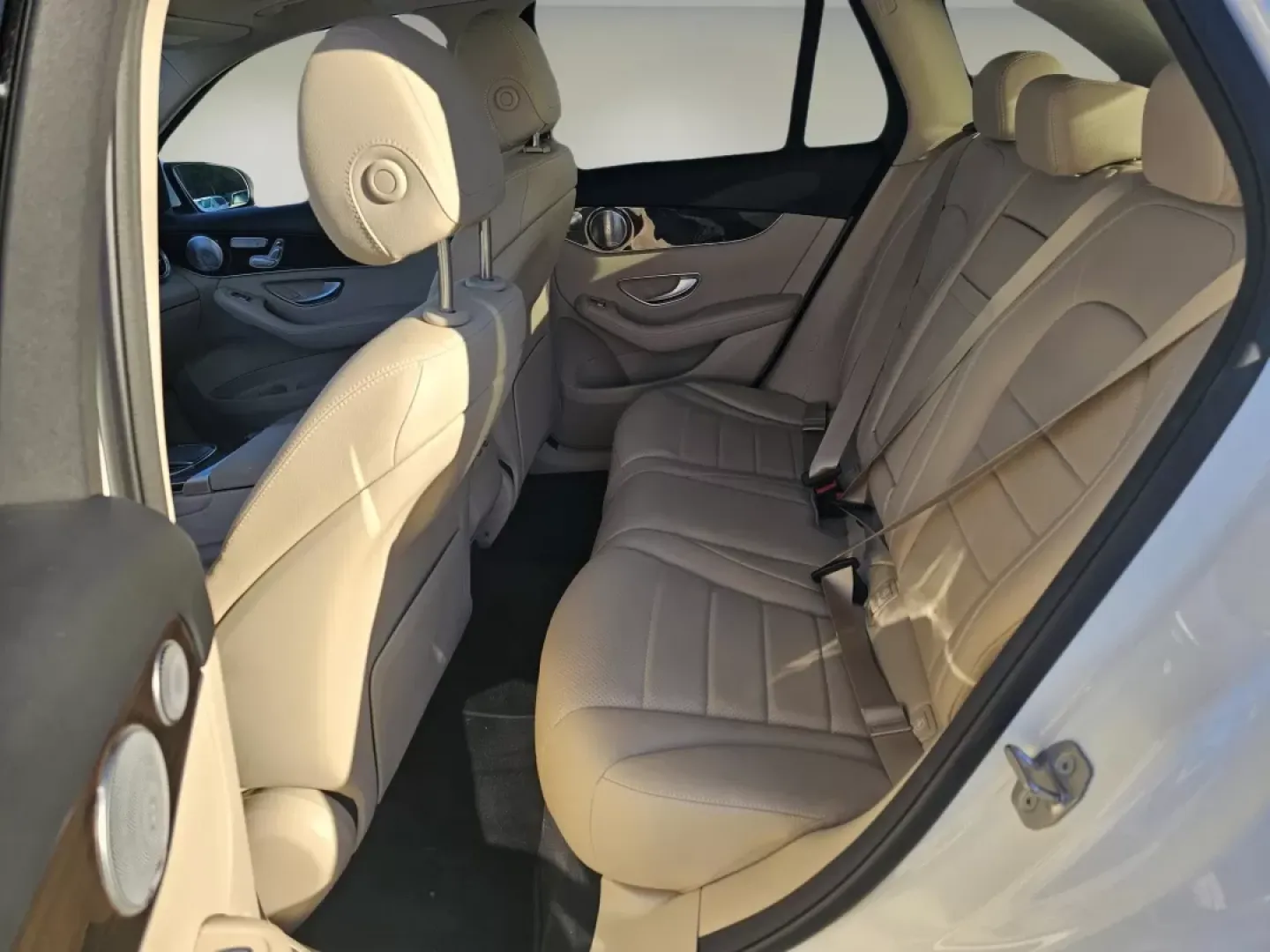 2021 Mercedes-Benz GLC GLC 300 (W1N0G8DB9MV) with an Other engine, located at 521 Old Farm Lane Rd, Prattville, AL, 36066, (334) 325-1505, 32.482460, -86.416367 - ### Adventure Awaits with the 2021 Mercedes-Benz GLC 300 at Gils Auto!<br /> <br /> Are you ready to elevate your driving experience? Whether you're navigating the bustling streets of Phenix City, AL, commuting to work, or taking weekend road trips with family and friends, the 2021 Mercedes-Benz GLC - Photo#13