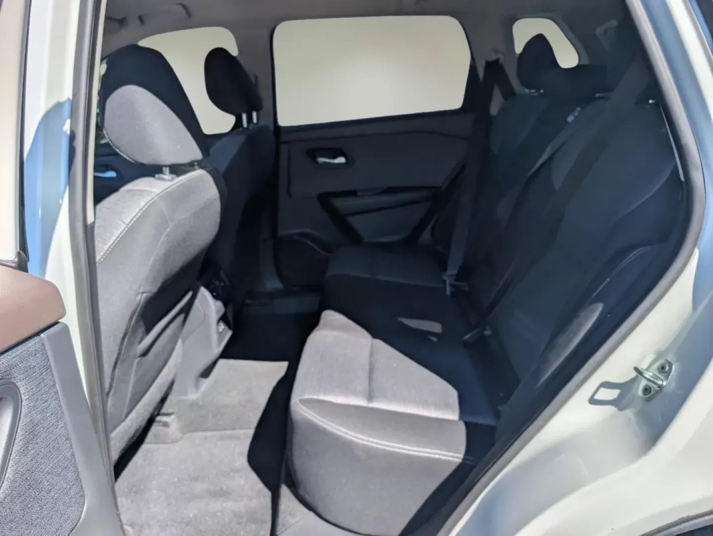 2021 /Charcoal Nissan Rogue SV (5N1AT3BB1MC) with an Other engine, located at 3959 U.S. 80 W, Phenix City, AL, 36870, (334) 297-4885, 32.469296, -85.135185 - **Discover Adventure with the 2021 Nissan Rogue SV at Gils Auto - Phenix City!**<br /> <br /> Are you searching for the perfect vehicle that seamlessly blends comfort, safety, and versatility for your family or weekend adventures? Look no further than the **2021 Nissan Rogue SV**, now available at G - Photo#11