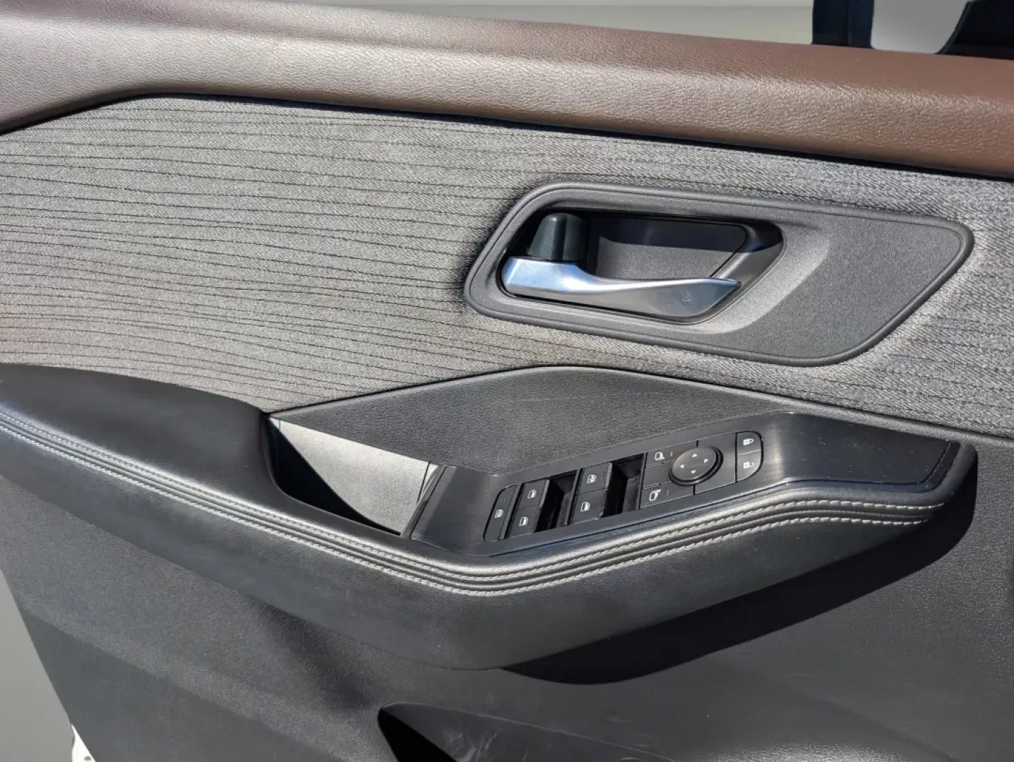 2021 /Charcoal Nissan Rogue SV (JN8AT3BA8MW) with an Other engine, located at 7000 Northlake Connector, Columbus, GA, 31904, (706) 987-8085, 32.524975, -84.978134 - **Explore the Open Road with Confidence in This 2021 Nissan Rogue SV!**<br /> <br /> Are you ready to elevate your driving experience? Whether you're a growing family in need of extra space, a commuter traversing the beautiful streets of Phenix City, or an adventure seeker ready for weekend getaways - Photo#8