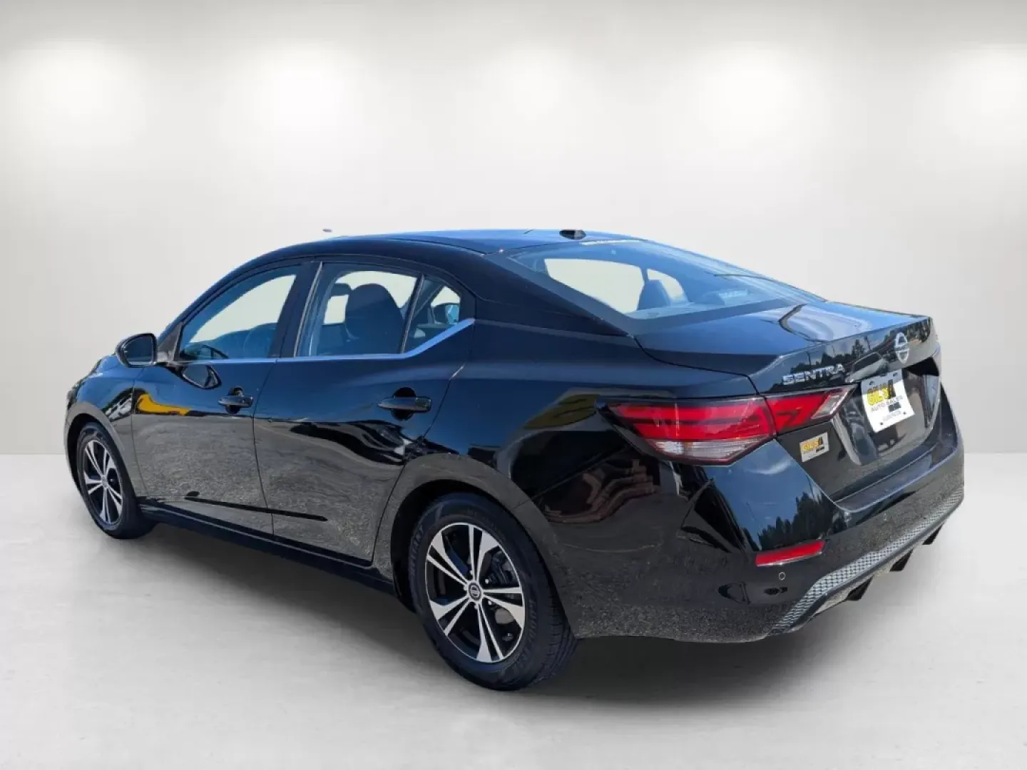 2021 /Charcoal Nissan Sentra SV (3N1AB8CV6MY) with an Other engine, located at 3959 U.S. 80 W, Phenix City, AL, 36870, (334) 297-4885, 32.469296, -85.135185 - Looking for a reliable vehicle that fits seamlessly into your busy lifestyle? The 2021 Nissan Sentra SV is the perfect blend of style, performance, and safety, making it an ideal choice for growing families, daily commuters, or anyone who desires a dependable sedan without breaking the bank. At Gils - Photo#7