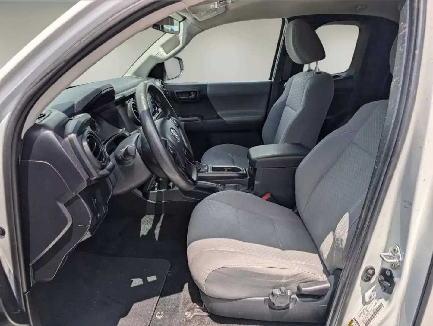 2021 Toyota Tacoma 2WD SR (3TYRX5GN4MT) with an Other engine, located at 1430 Gateway Drive, Opelika, AL, 36801, (334) 239-0944, 32.637871, -85.409790 - **Adventure Awaits with the 2021 Toyota Tacoma SR Your Perfect Companion for Every Journey!**<br /> <br /> Are you ready to elevate your driving experience? Whether you're planning a weekend adventure, need a reliable vehicle for your daily commute, or require a pickup that can handle the demands o - Photo#9