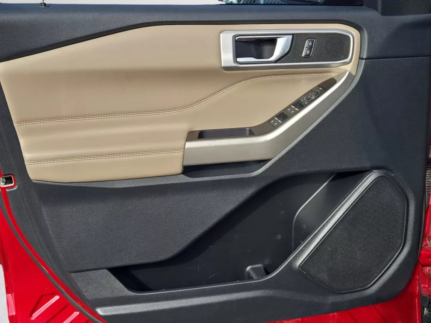 2022 Ford Explorer XLT (1FMSK7DH0NG) with an Other engine, located at 521 Old Farm Lane Rd, Prattville, AL, 36066, (334) 325-1505, 32.482460, -86.416367 - Are you ready to elevate your family's adventures or tackle your daily commute with style and comfort? Look no further than this stunning 2022 Ford Explorer XLT, available now at Gils Auto in Phenix City, AL. Perfectly designed for those who seek versatility without compromising on luxury, this SUV - Photo#9