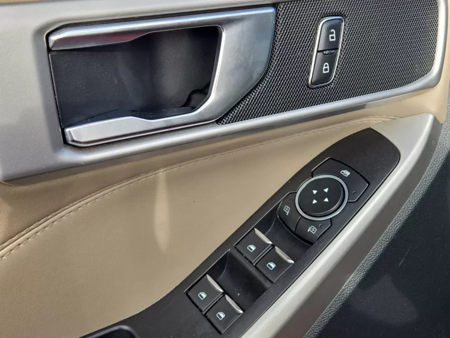 2022 Ford Explorer XLT (1FMSK7DH0NG) with an Other engine, located at 521 Old Farm Lane Rd, Prattville, AL, 36066, (334) 325-1505, 32.482460, -86.416367 - Are you ready to elevate your family's adventures or tackle your daily commute with style and comfort? Look no further than this stunning 2022 Ford Explorer XLT, available now at Gils Auto in Phenix City, AL. Perfectly designed for those who seek versatility without compromising on luxury, this SUV - Photo#10