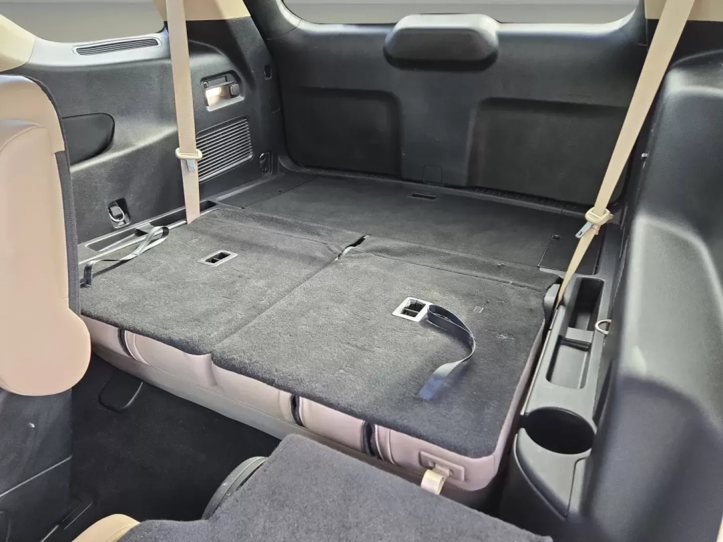 2022 Ford Explorer XLT (1FMSK7DH0NG) with an Other engine, located at 521 Old Farm Lane Rd, Prattville, AL, 36066, (334) 325-1505, 32.482460, -86.416367 - Are you ready to elevate your family's adventures or tackle your daily commute with style and comfort? Look no further than this stunning 2022 Ford Explorer XLT, available now at Gils Auto in Phenix City, AL. Perfectly designed for those who seek versatility without compromising on luxury, this SUV - Photo#13