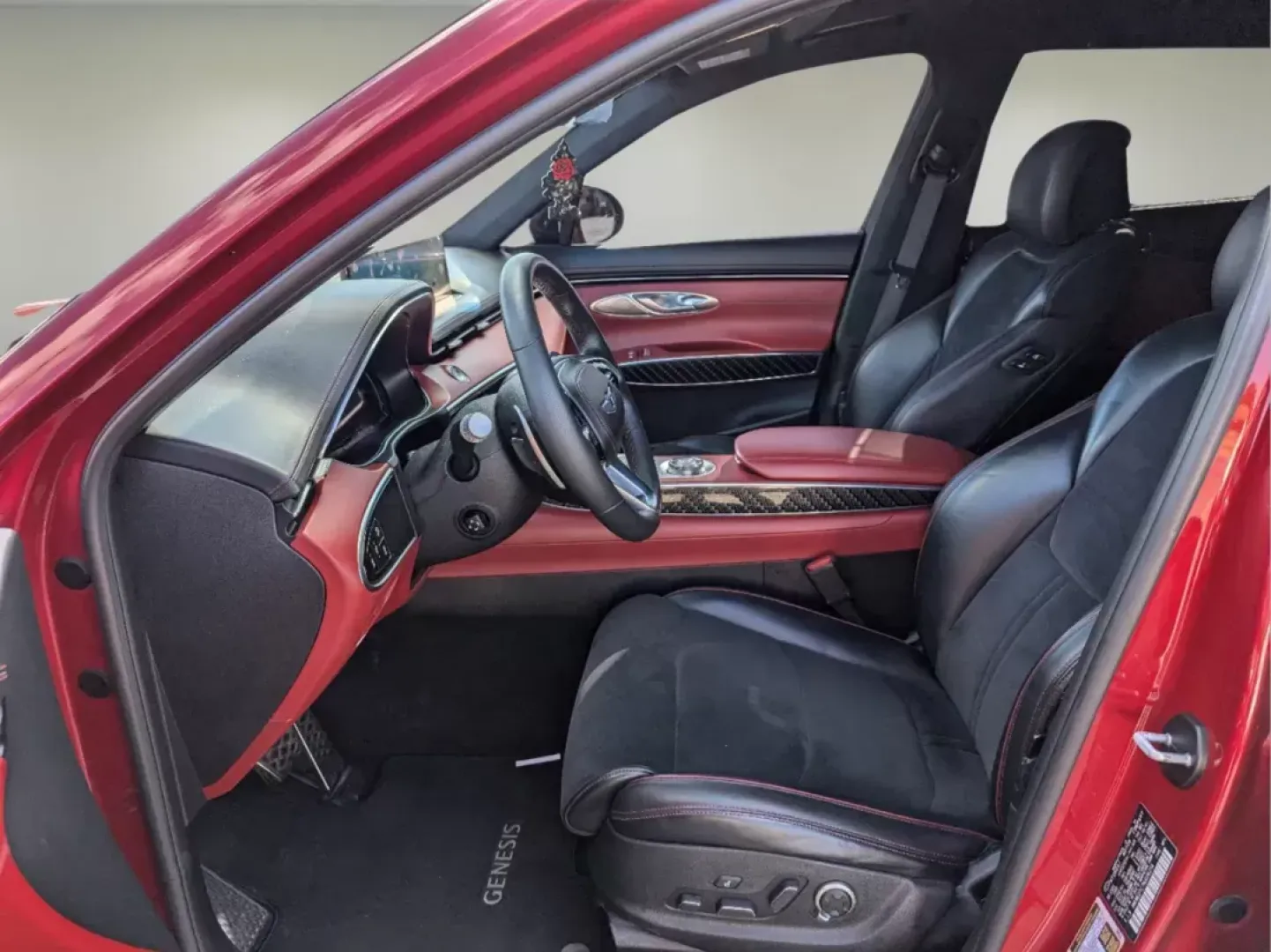 2022 /Red Genesis GV70 3.5T Sport (KMUMCDTC7NU) with an Twin Turbo Premium Unleaded V-6 3.5 L/212 engine, 8-Speed Automatic w/OD transmission, located at 3959 U.S. 80 W, Phenix City, AL, 36870, (334) 297-4885, 32.469296, -85.135185 - ### Elevate Your Drive with the 2022 Genesis GV70 - Perfect for Every Adventure!<br /> <br /> Ready to redefine your driving experience? The 2022 Genesis GV70 is here to blend luxury, power, and performance, making it the ideal choice for discerning drivers in Phenix City, AL. Whether you're navigat - Photo#10