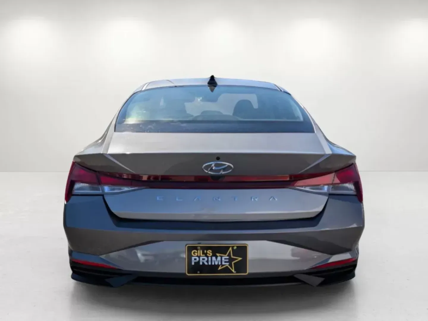 2023 /Black Hyundai Elantra SE (KMHLL4AGXPU) with an Regular Unleaded I-4 2.0 L/122 engine, 1-Speed CVT w/OD transmission, located at 5115 14th Ave., Columbus, GA, 31904, (706) 323-0345, 32.511494, -84.971046 - 2023 Hyundai Elantra SE - Photo#5