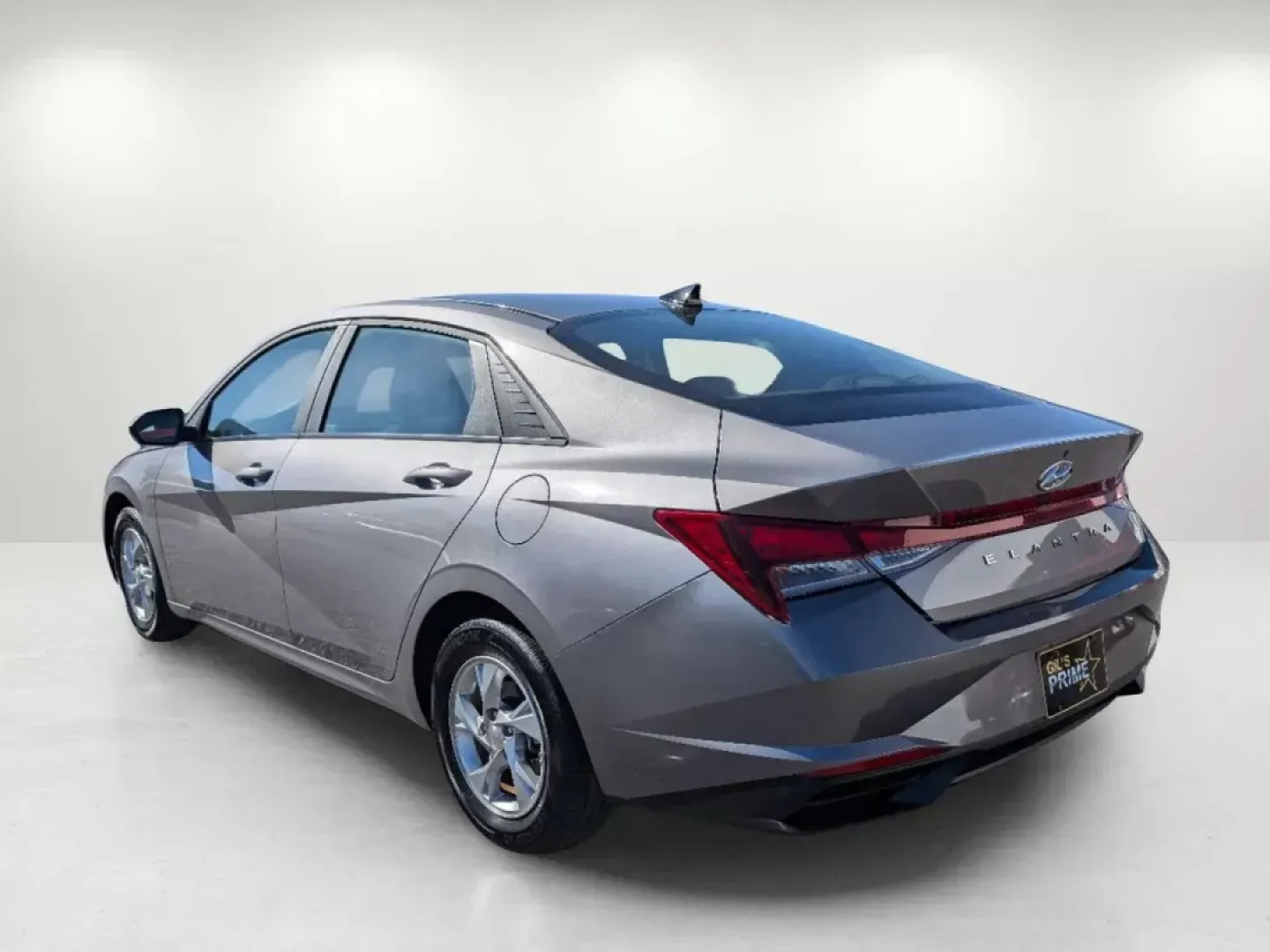 2023 /Black Hyundai Elantra SE (KMHLL4AGXPU) with an Regular Unleaded I-4 2.0 L/122 engine, 1-Speed CVT w/OD transmission, located at 5115 14th Ave., Columbus, GA, 31904, (706) 323-0345, 32.511494, -84.971046 - 2023 Hyundai Elantra SE - Photo#6