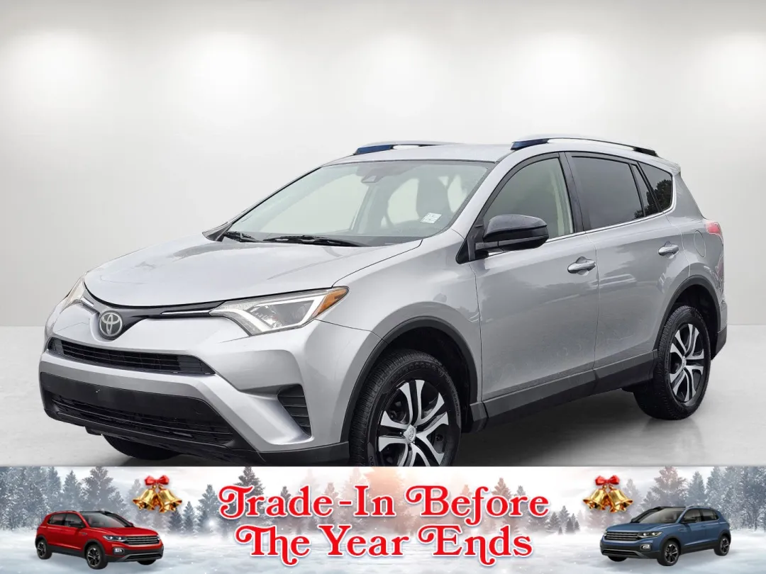 photo of 2018 Toyota RAV4 LE