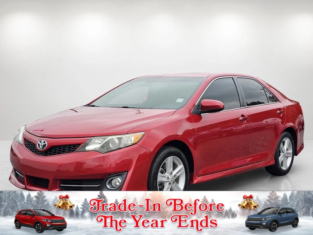 photo of 2014 Toyota Camry SE