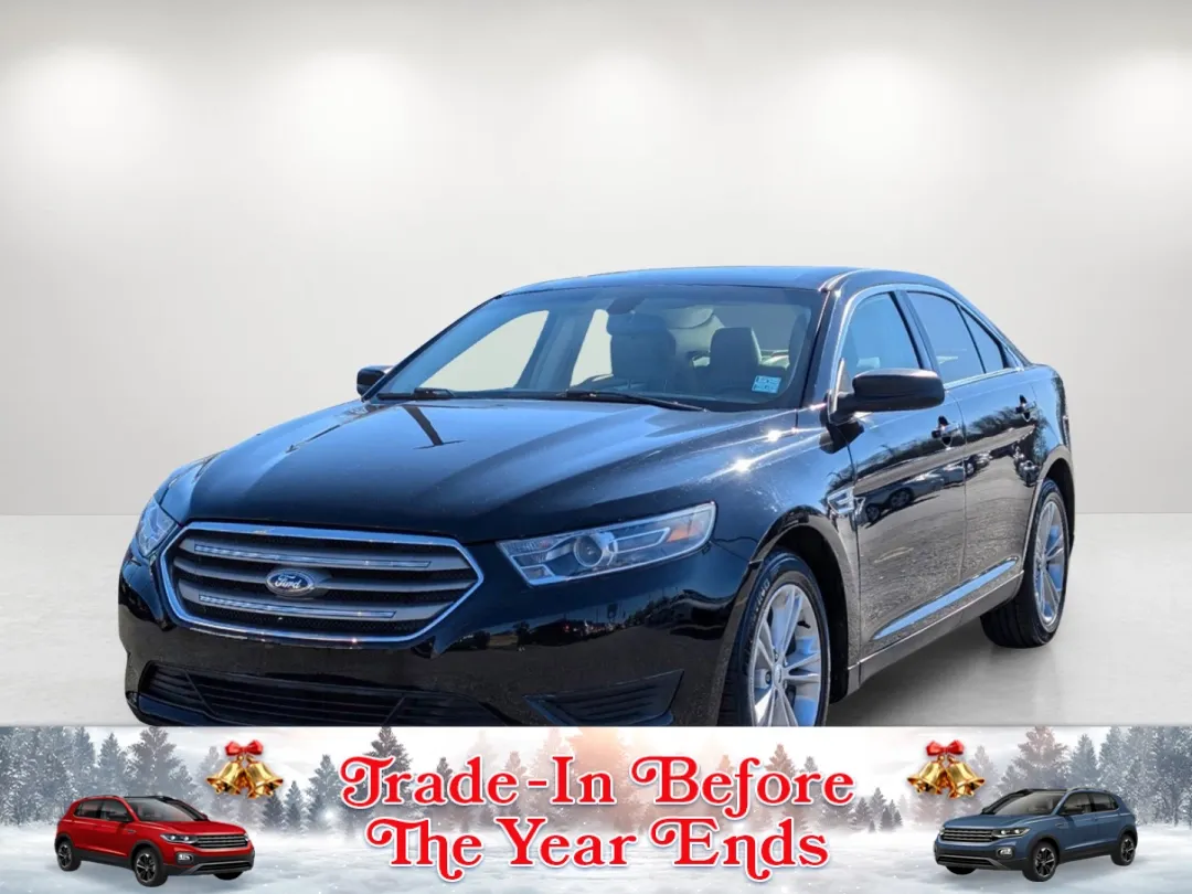 photo of 2017 Ford Taurus SE